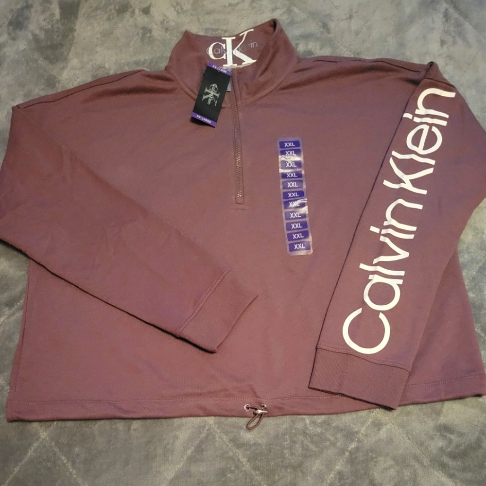 Calvin Klein Crop Sweatshirt - 2X
